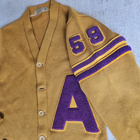 Vintage 50s Distressed Varsity Cardigan Made in Usa Wool Sz 36 - Picture 3 of 6